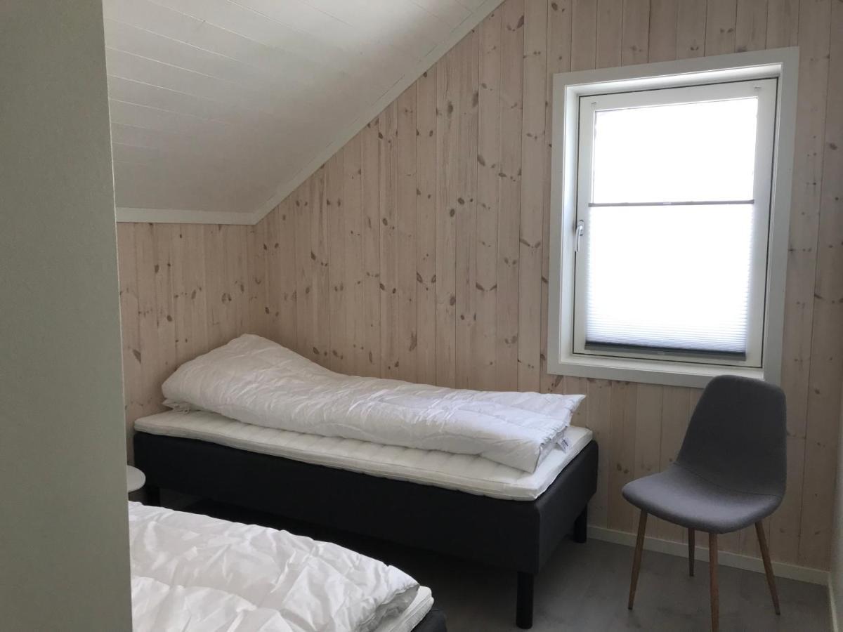 Nappstraumen Seafront Cabin Leknes Exterior photo